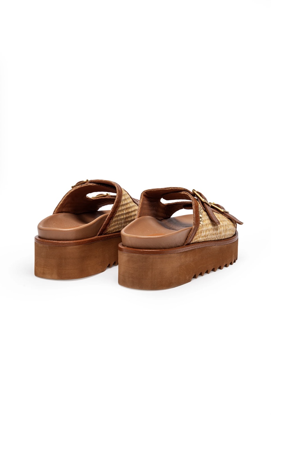 CHINELO PLATAFORMA EM RÁFIA BAMBURI - Image 4